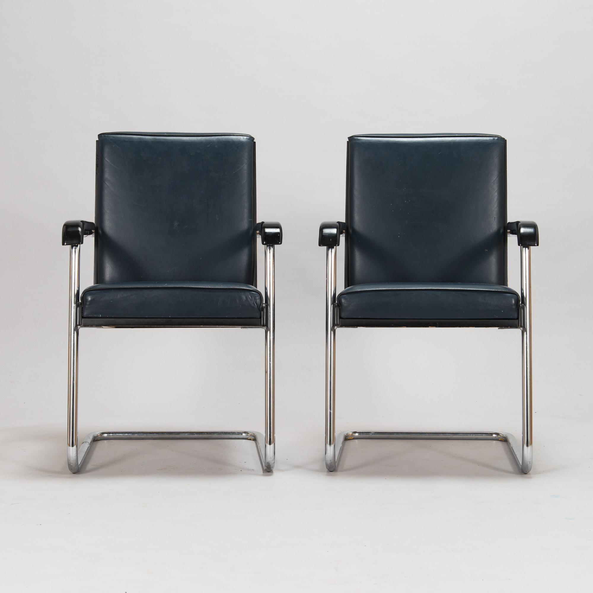 Kaisa Blomstedt, Nojatuoleja, 6 kpl, Post Deco Collection, 1980-luku. Malli 8170 muotoiltu Adeltalle v. 1987.