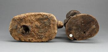 SKULPTURER, 2 st, Afrika, 1900-tal.