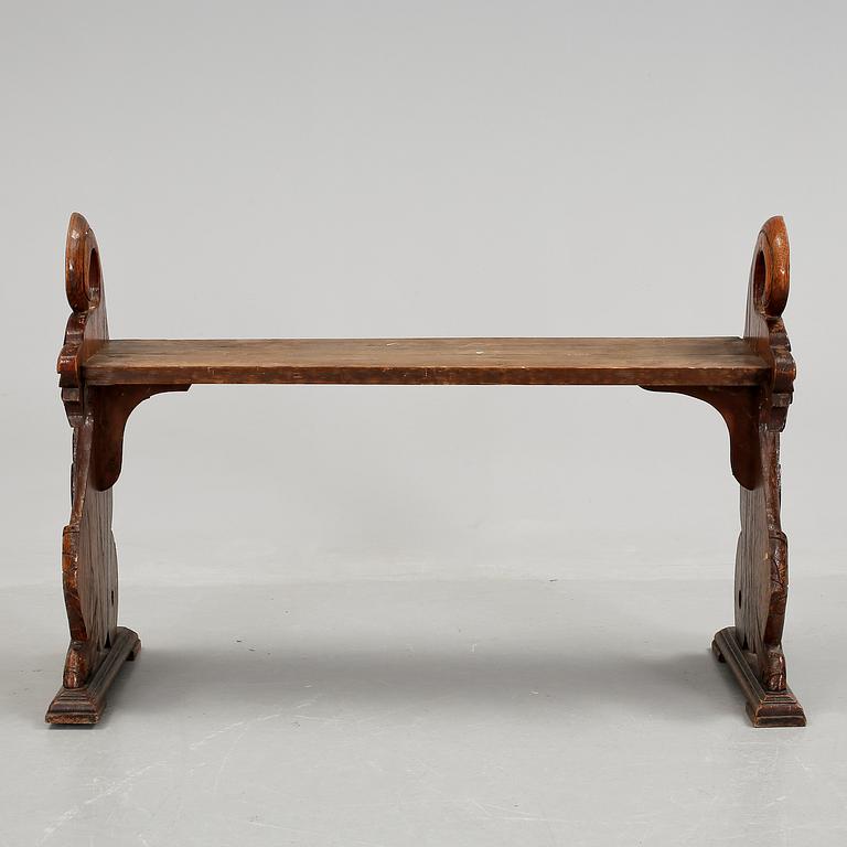 PIANOBÄNK, omkring 1900.