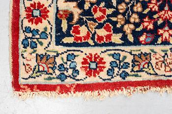 Matto, semi-antique Tabriz, ca 353 x 241 - 245 cm.