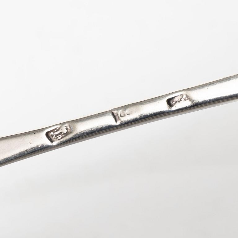 Two silver rat-tail spoons, one with mark of Edward Bennett I, London, circa 1730.