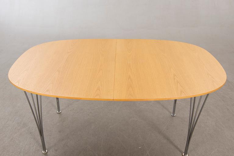 Piet Hein & Bruno Mathsson table, "Superellips", Bruno Mathsson International, second half of the 20th century.