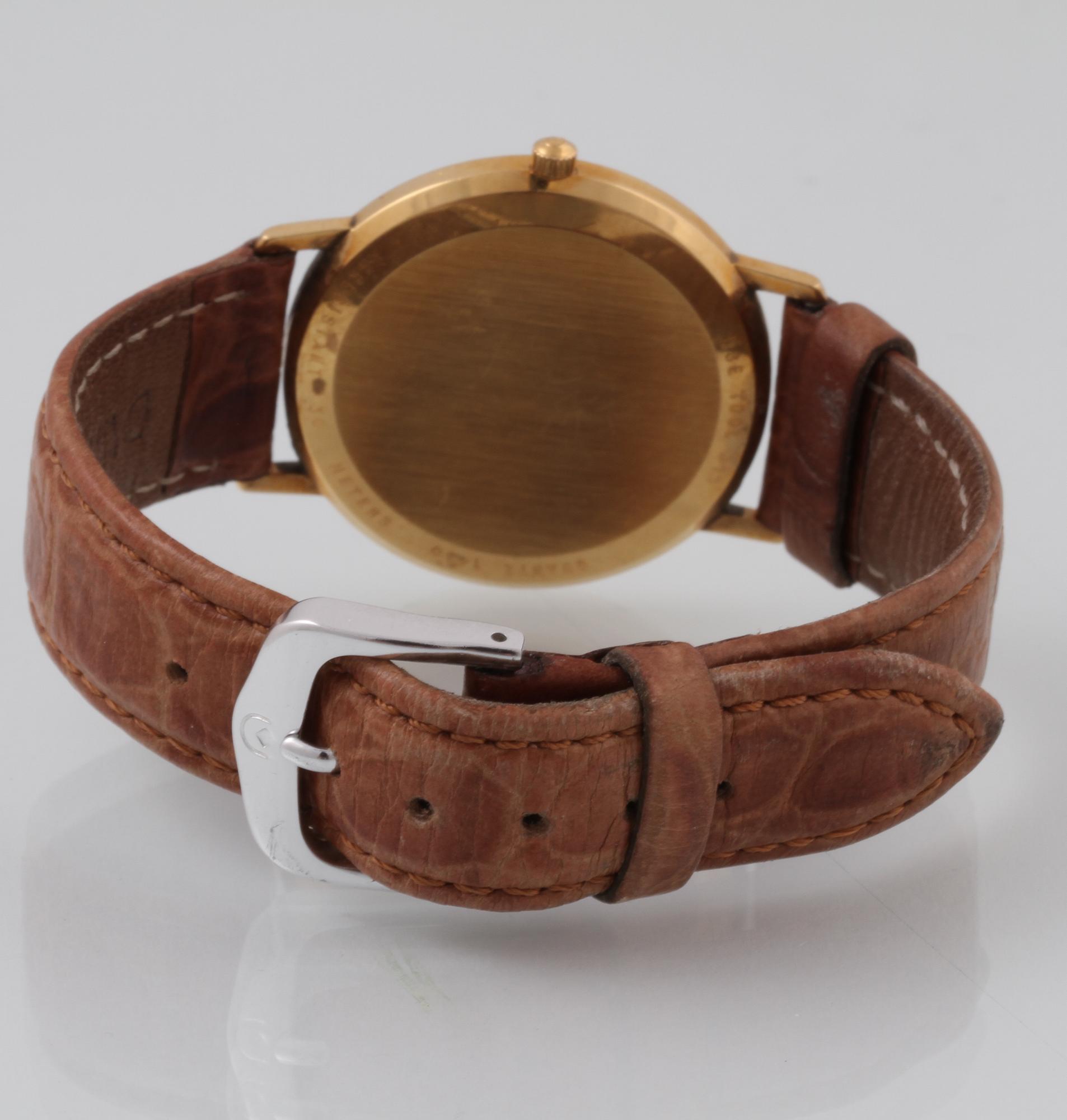 ARMBANDSUR, 18 k guld, Omega. total vikt 30 g.
