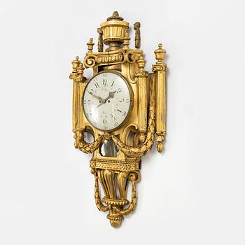 A Louis XVI wall clock, marked e Roy A Paris, end of the 18th Century.