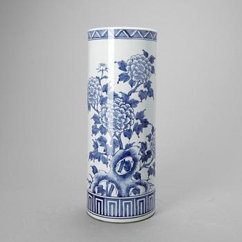 PARAPLYSTÄLL, porslin, Kina, modern tillverkning.