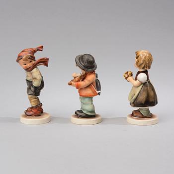 FIGURINER, 3 st, porslin, MJ Hummel, W. Goebel Porzellanfabrik, Tyskland.
