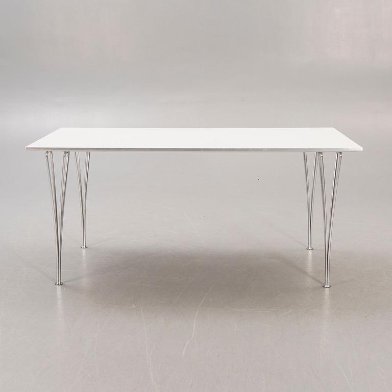 Bruno Mathsson & Piet Hein, bord, "B 638" förFritz Hansen.