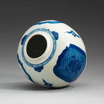 A blue and white jar, Qing dynasty, 18th Century.