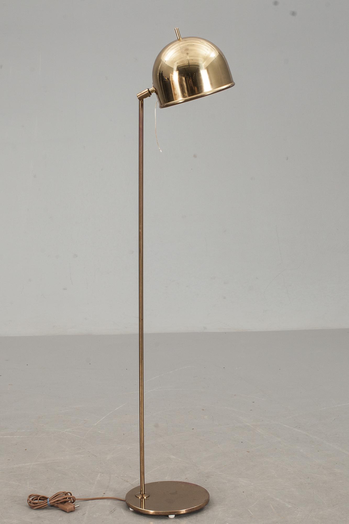 GOLVLAMPA, troligen Bergboms. 1900-talets andra hälft.