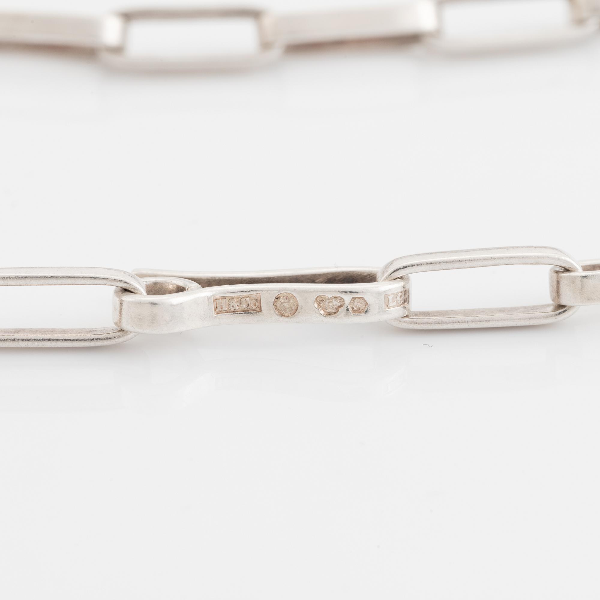 Karl-Ingemar Johansson, collier, silver.