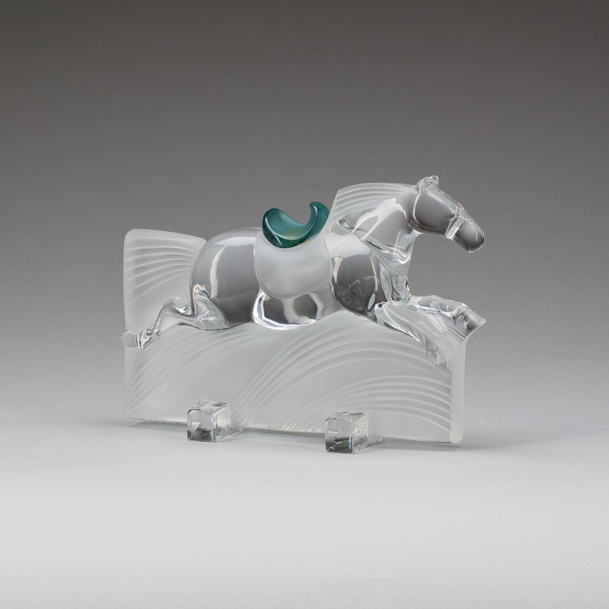 FIGURIN, glas.  Daum, signerad. Frankrike, modern tillverkning.