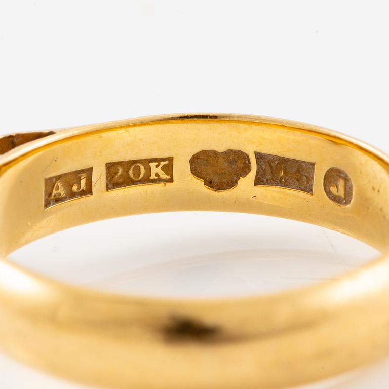 Ring, 20K gold with pearl.