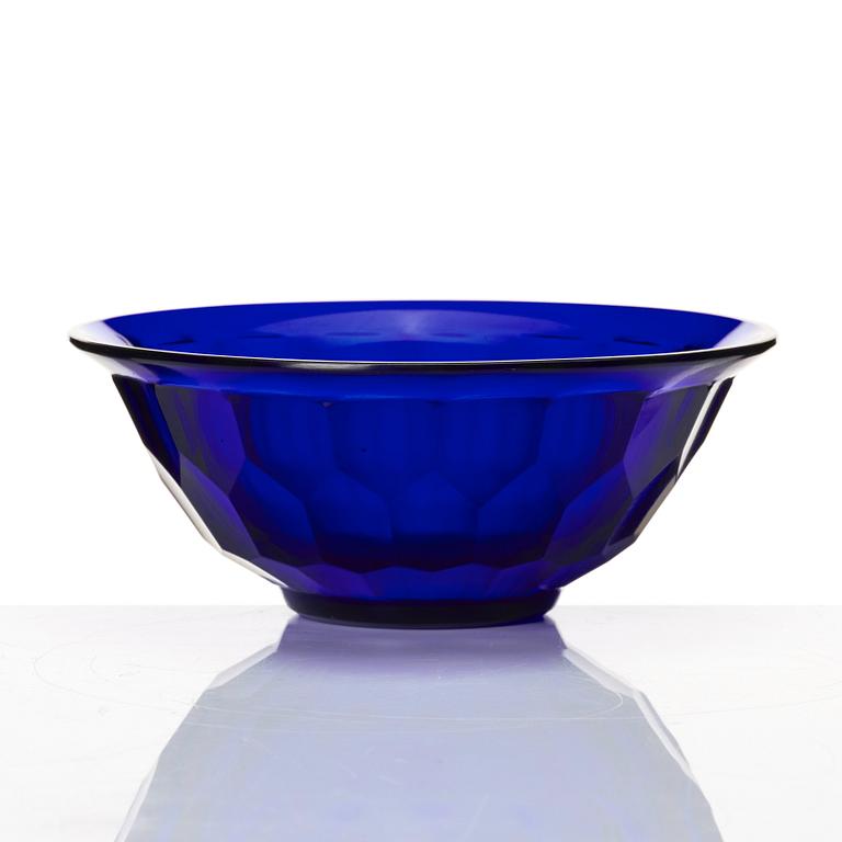 A blue peking glass bowl, Qing dynasty (1644-1912).