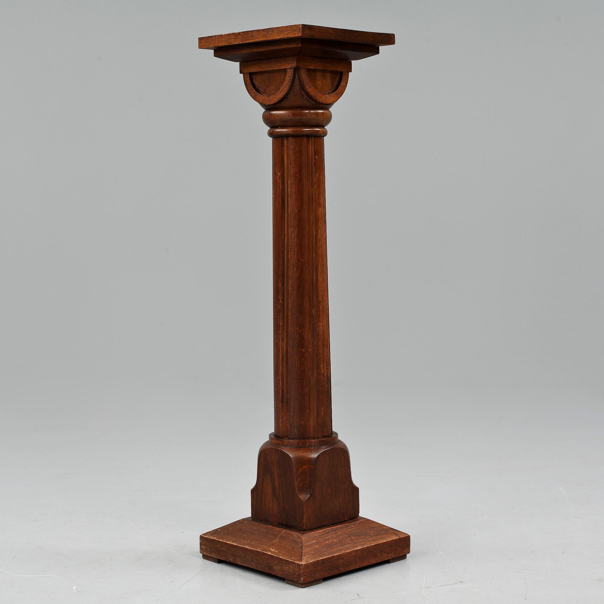 PIEDESTAL, 1800/1900-tal.