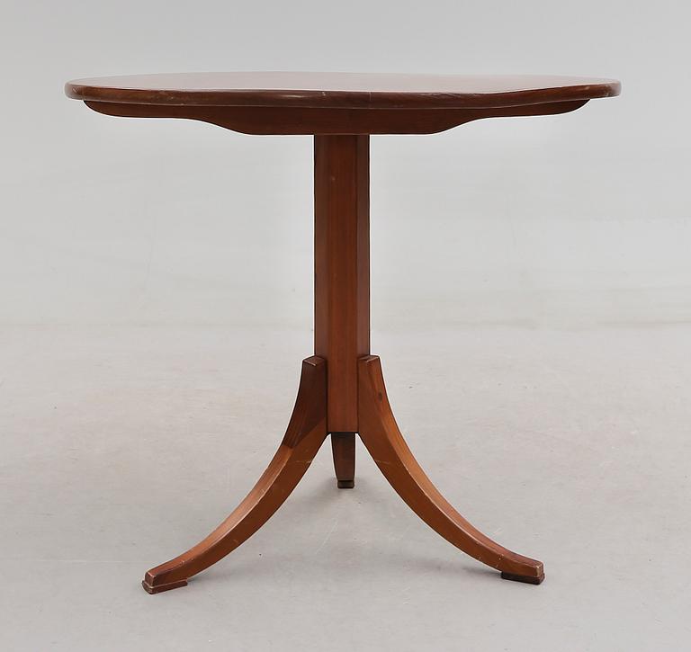 FÄLLBORD, 1800-talets andra hälft.