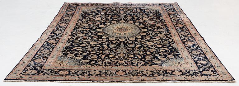 Carpet, Keshan, approx. 325 x 238 cm.