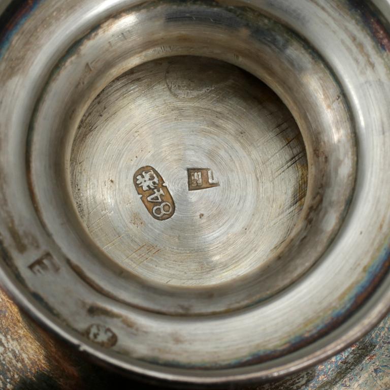 KOPP MED FAT, silver, Peter Pawlowitsch Miljukow, Moskva. Vikt ca 195 gram.