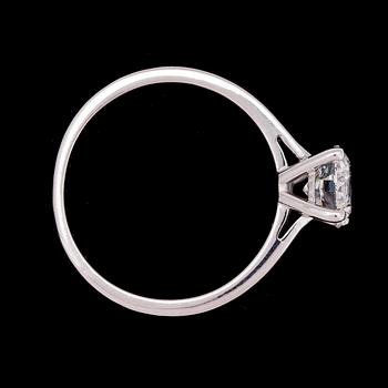A brilliant cut diamond ring, 1.02 cts. Cert. HRD.