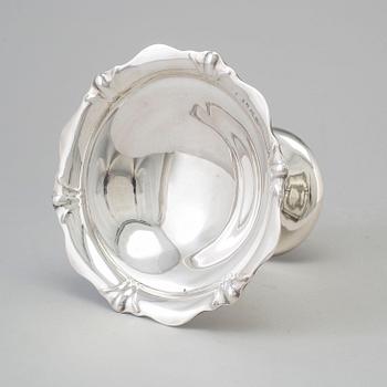 J GLOSTER LTD, a silver bowl from Birmingham, England, 1926.