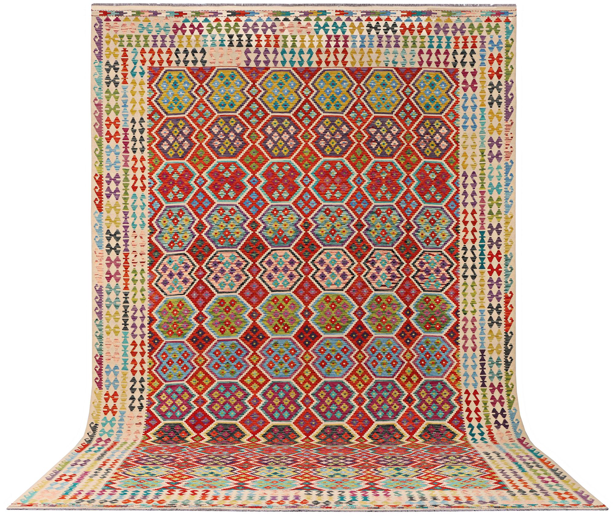 A Kilim carpet, c. 491 x 310 cm .