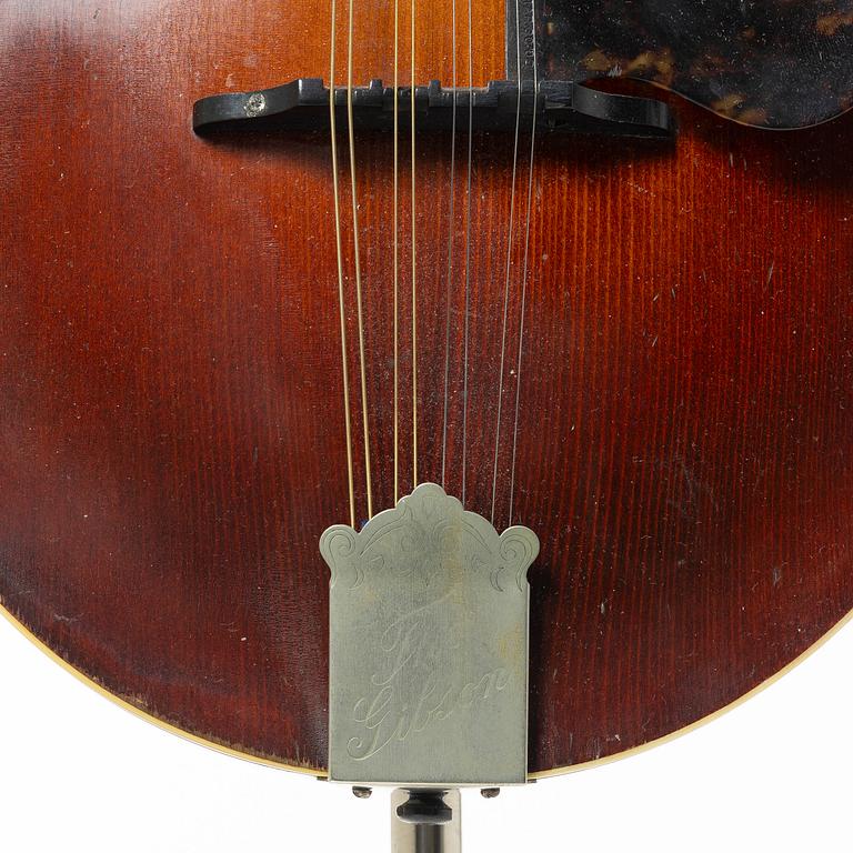 Gibson, mandolin, "A4", USA, 1918.