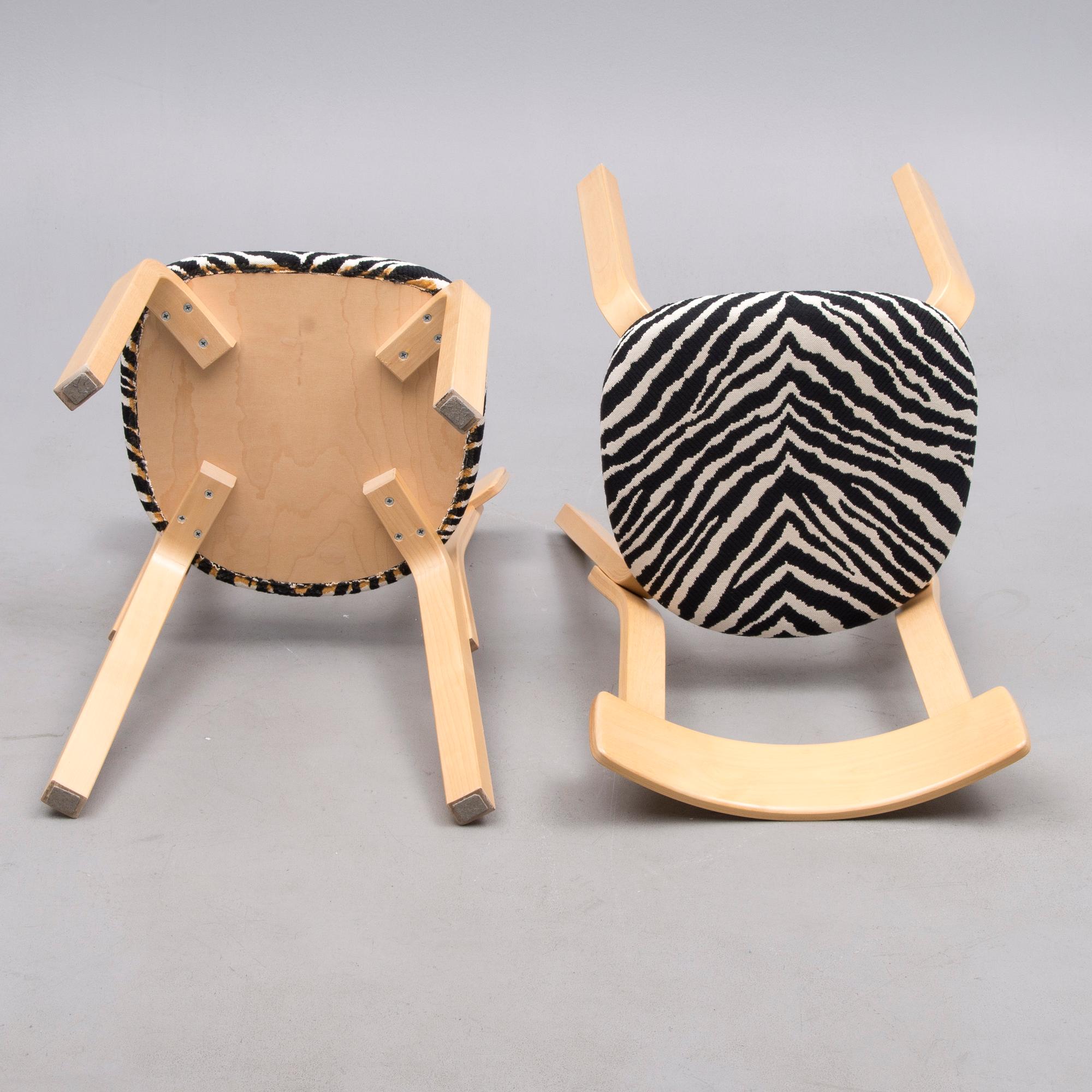 STOLAR, 4 st, modell 69, Alvar Aalto, Artek. Formgiven 1935.