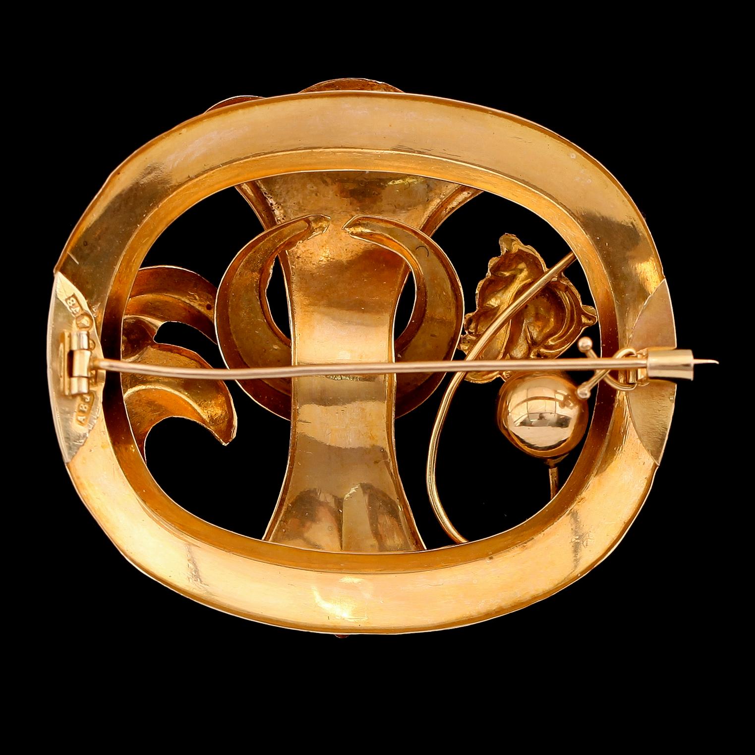 BROSCH, 18 k guld, svenska stämplar 1947. Vikt ca 8 g.