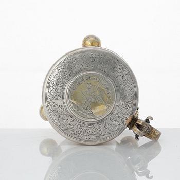 Magnus Myrman, miniatyrdryckeskanna, silver, Norrköping (verksam 1706-1730). Senbarock.
