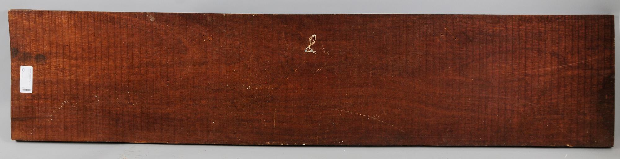 VÄGGRELIEF, trä, skuren dekor. L 200. H 43.