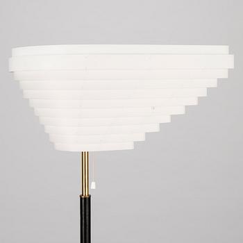 ALVAR AALTO, A FLOOR LAMP, "Angel's Wing". Manufactured by Valaistustyö.