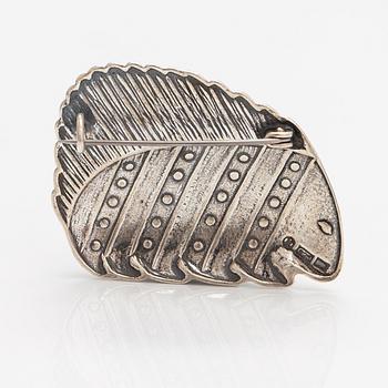 Kirsti Ilvessalo, "Hedgehog", a stelring silver brooch. Kalevala Koru, Helsinki.