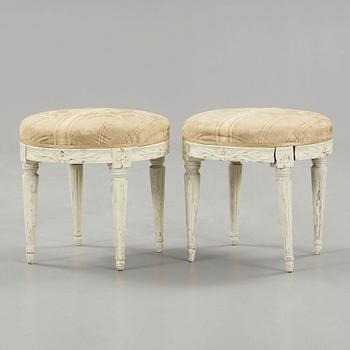 Johan Lindgren, A pair of Gustavian 18th century stools by J Lindgren, master 1770.