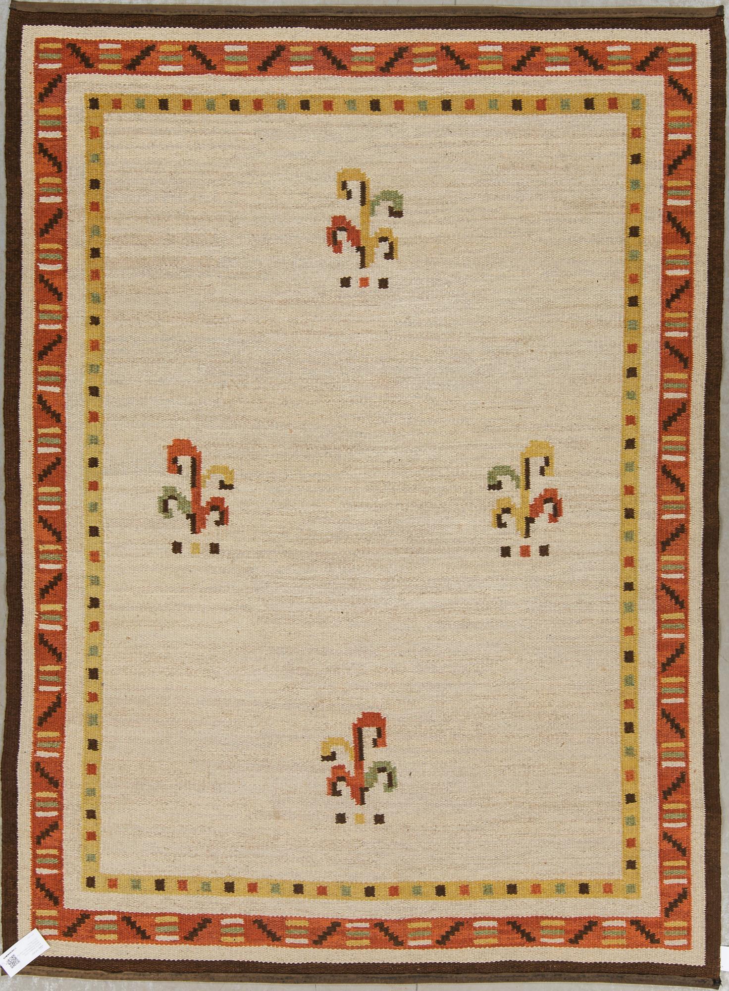 MATTA. Rölakan. Enligt uppgift Kronobergs Läns hemslöjd. 1900-talets mitt. Ca 203 X 149 cm.