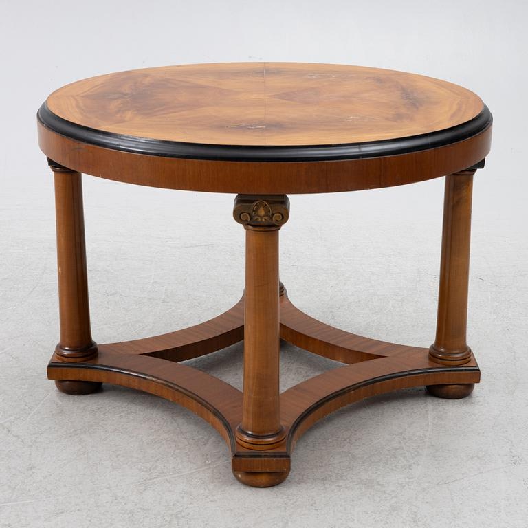 A coffee table, 1920/30s.