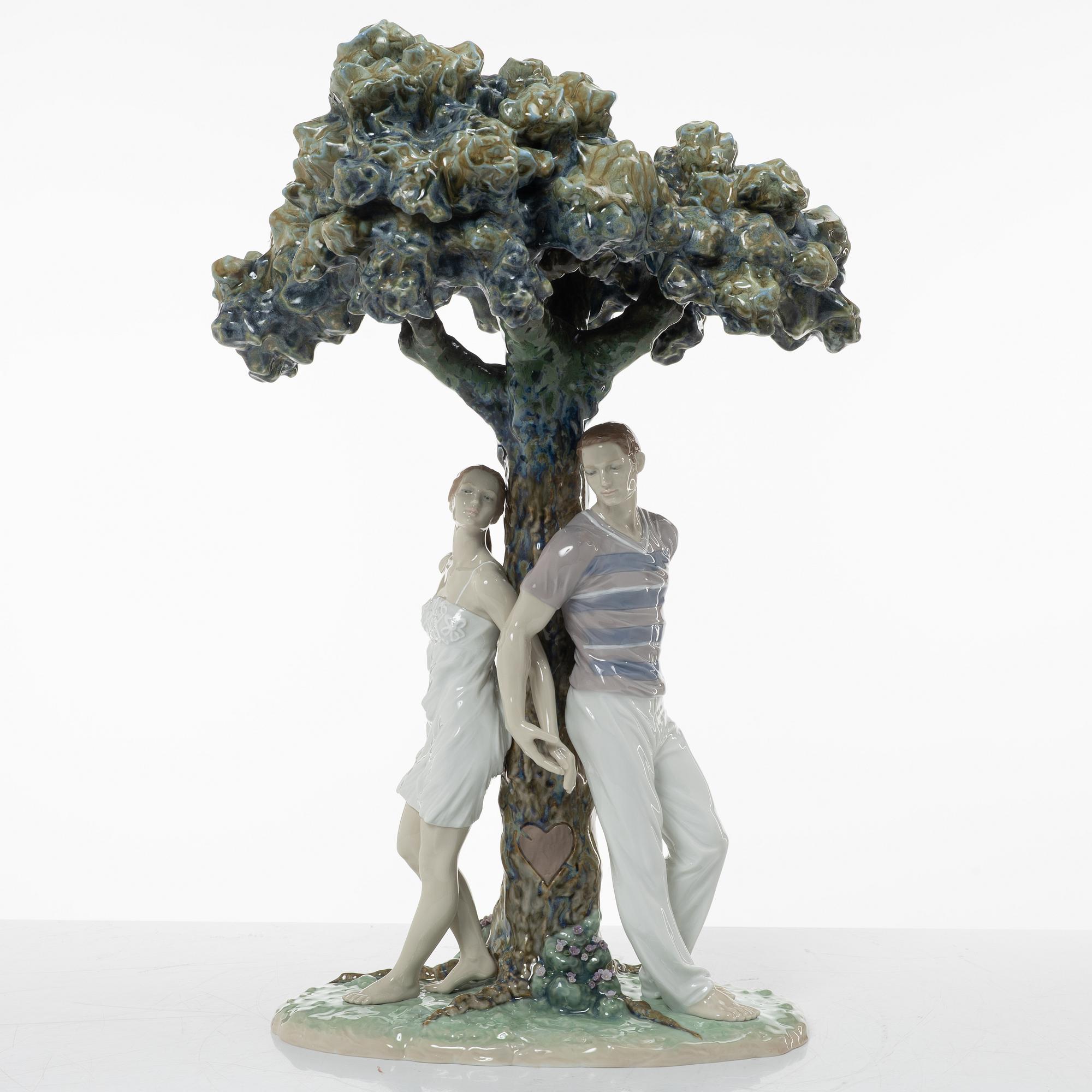 Ernest Massuet, figurine, "The Tree of Love", Lladró, Spain.