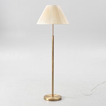 Josef Frank, golvlampa, modell 2148, Firma Svenskt Tenn.