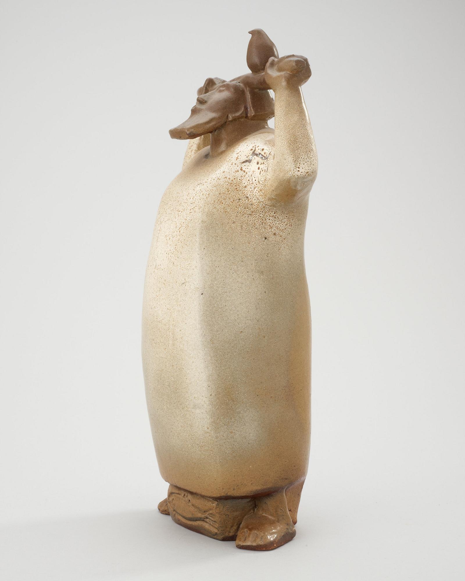 ÅKE HOLM, skulptur, "Noa med duvan", Höganäs 1960-tal.