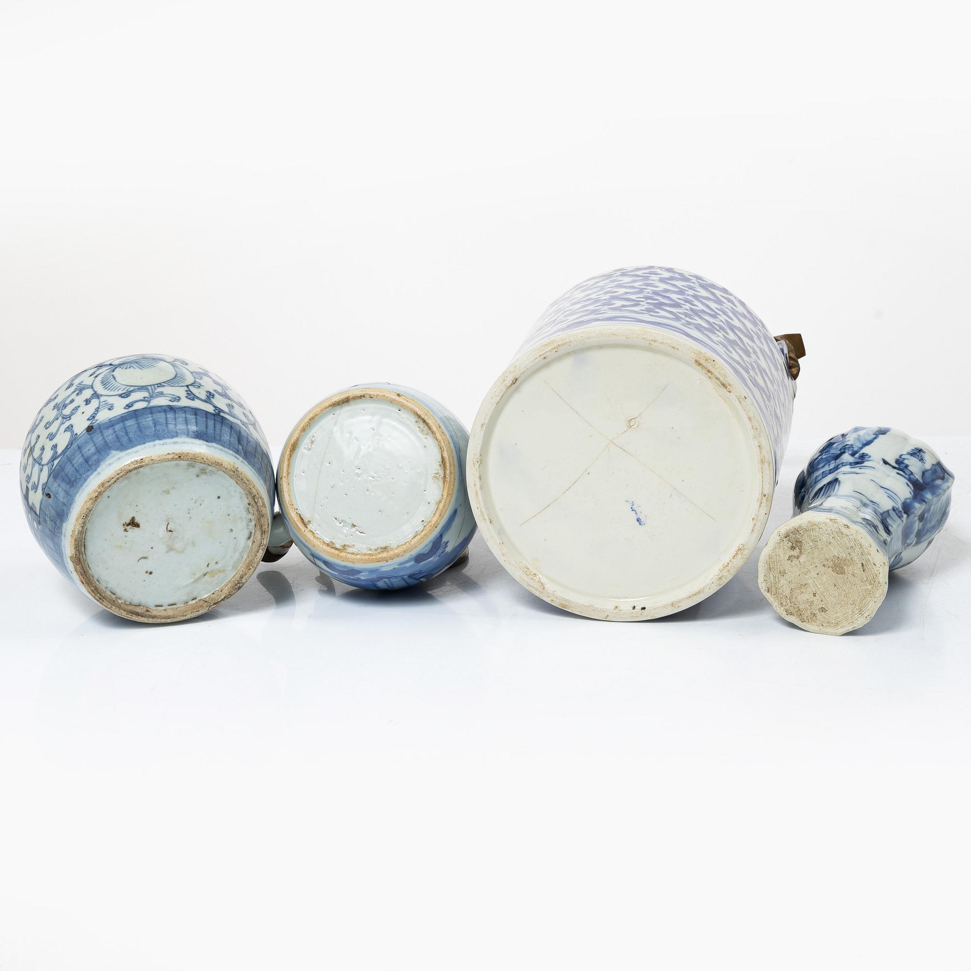 A group of eleven porcelain pieces, China, 18th-19th century.
