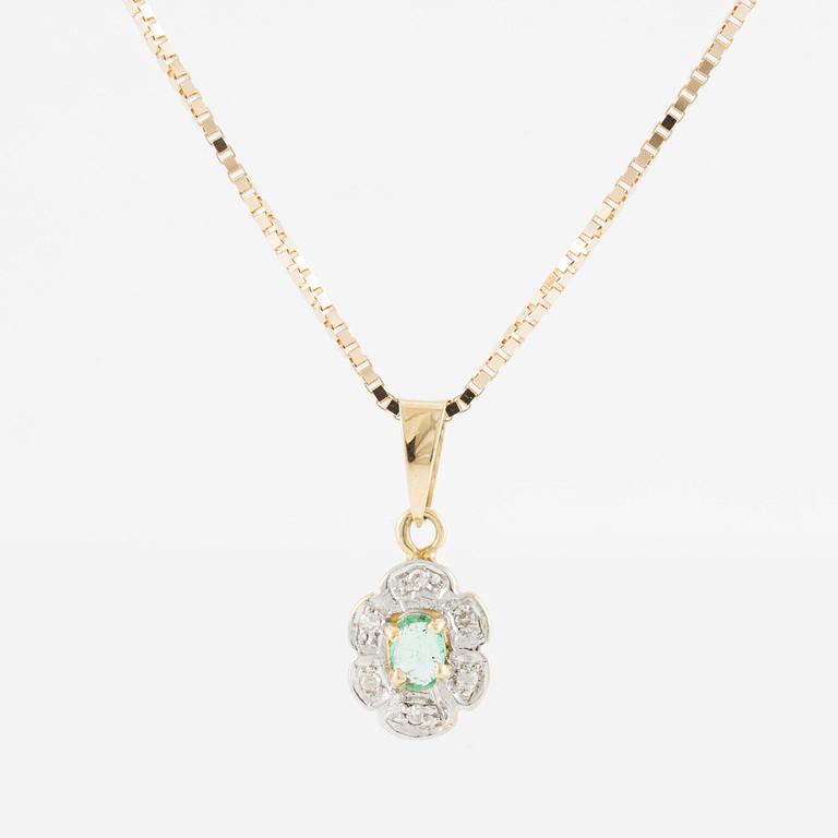 Pendant, 18K gold, with emerald and small diamonds, chain in 18K gold.