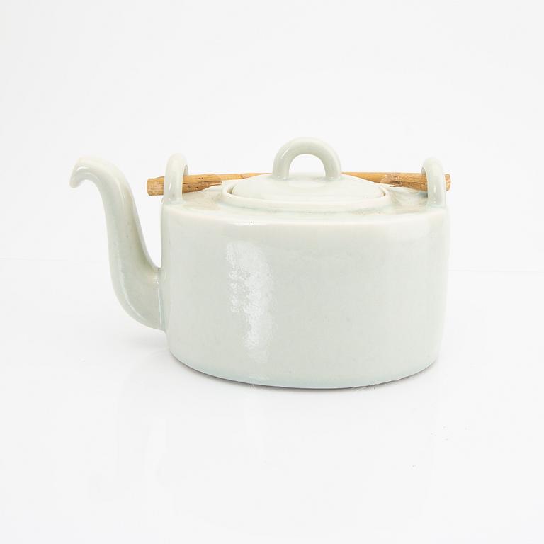 Signe Persson-Melin, a signed stoneware tea pot.