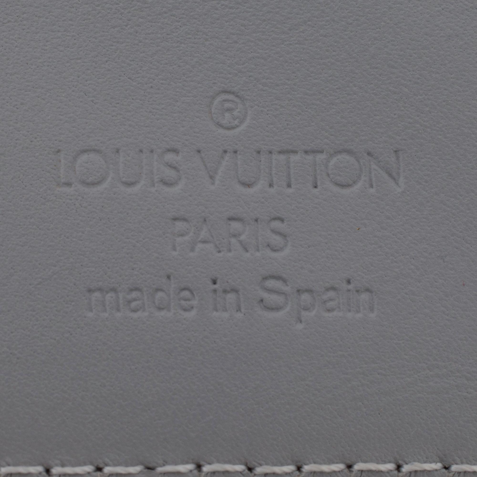 LOUIS VUITTON, a silver grey vernis calender, "Agenda PM".