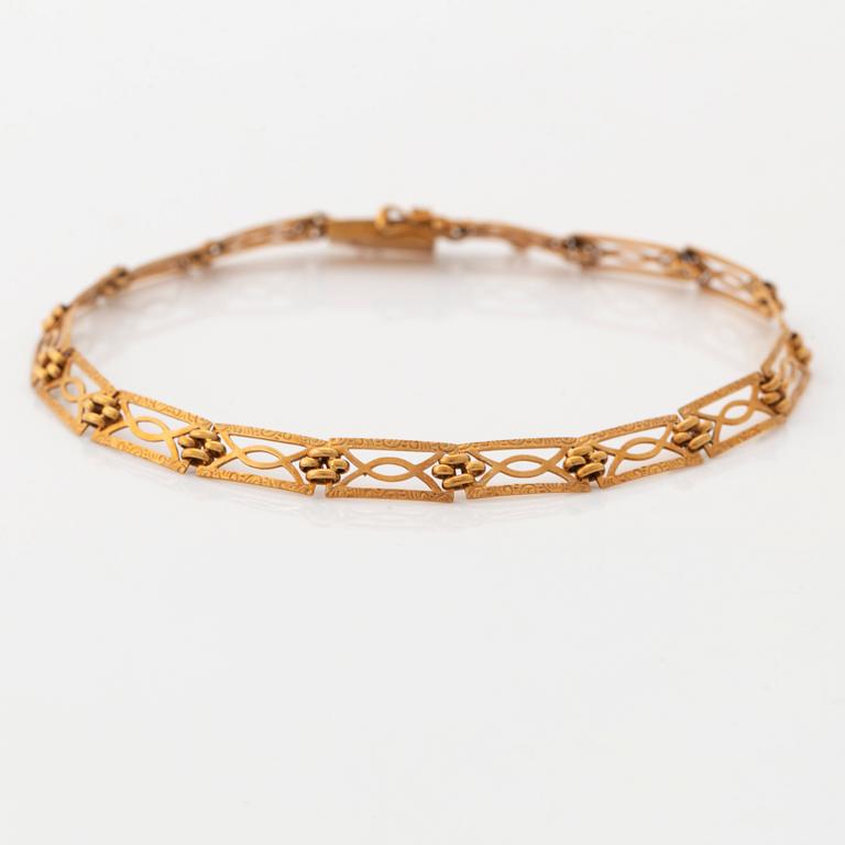 14K gold bracelet, Finland.