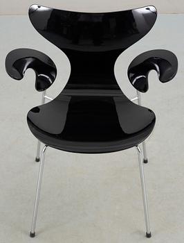 STOL, "Måsen / Mågen / Liljan", Arne Jacobsen för Fritz Hansen, 1900/2000-tal.