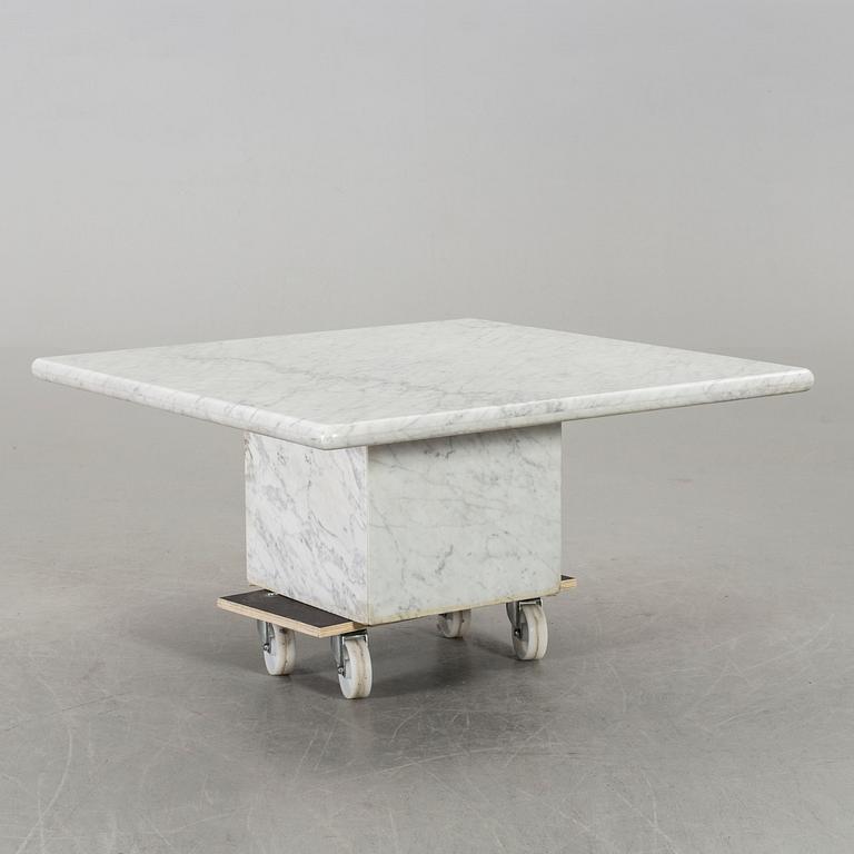 A MARBLE SOFA TABLE.