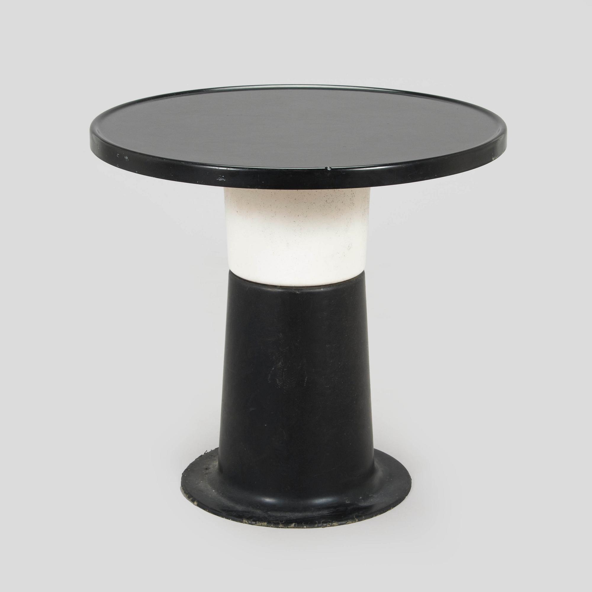 Yrjö Kukkapuro, a 1970s 'Saturnus' table, made to order, Haimi.