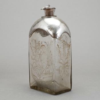BRÄNNVINSFLASKA, glas och silver, märkt 184(8)?.