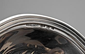SKÅL, silver, C.G. Hallberg, Stockholm 1917. Vikt 448 g.