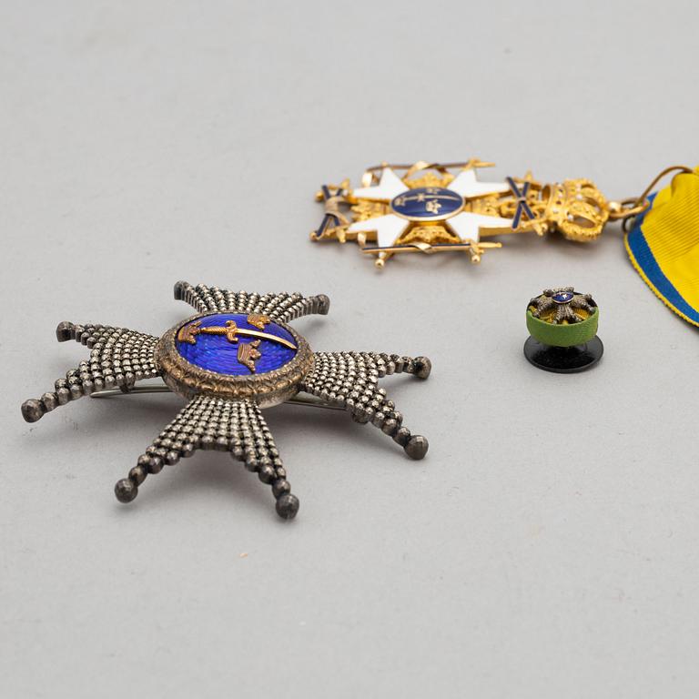 Svärdsorden, Kommendörskors och kraschan, i etuier, CF Carlman.