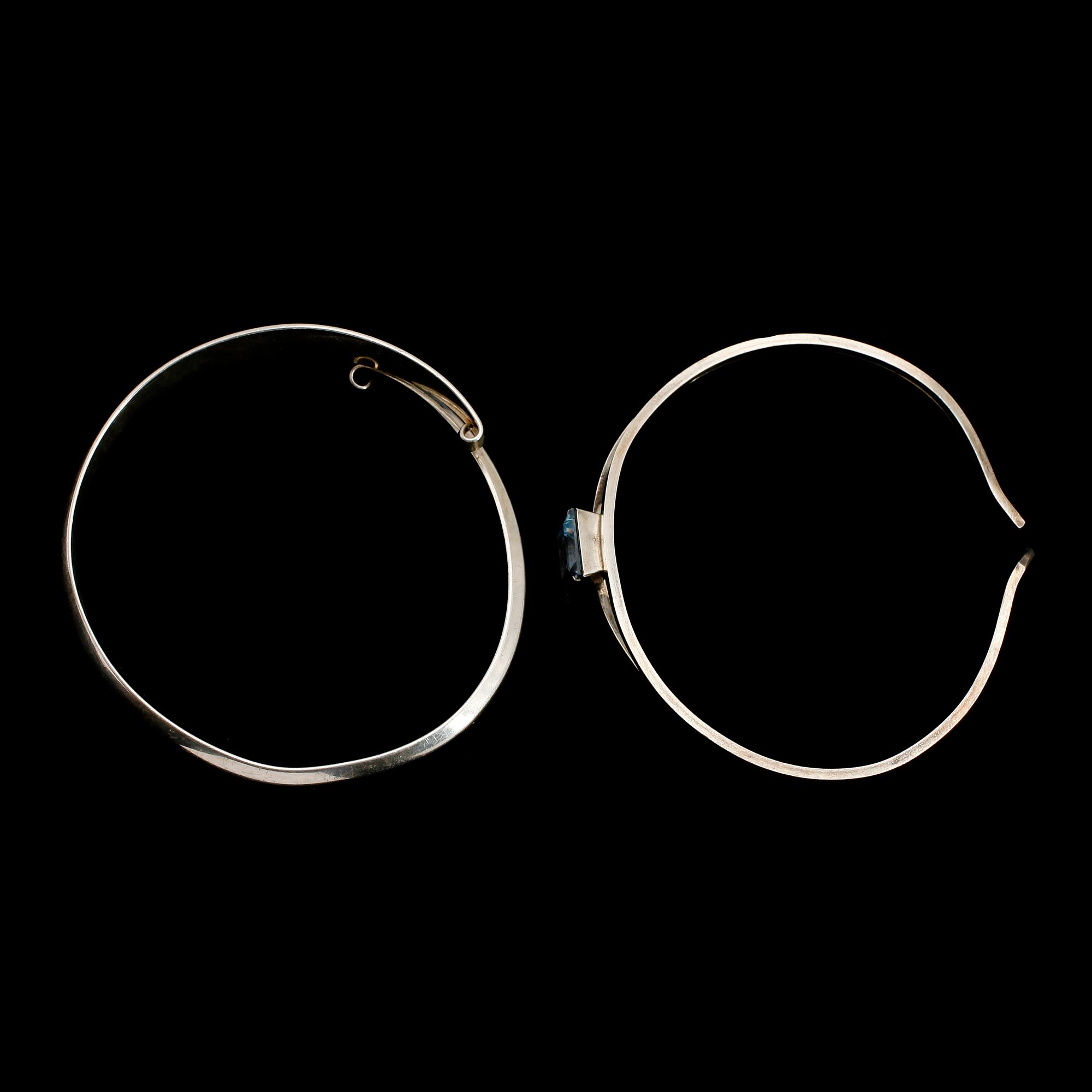 ARMBAND, 2 st, silver, bla David Andersen, Norge.