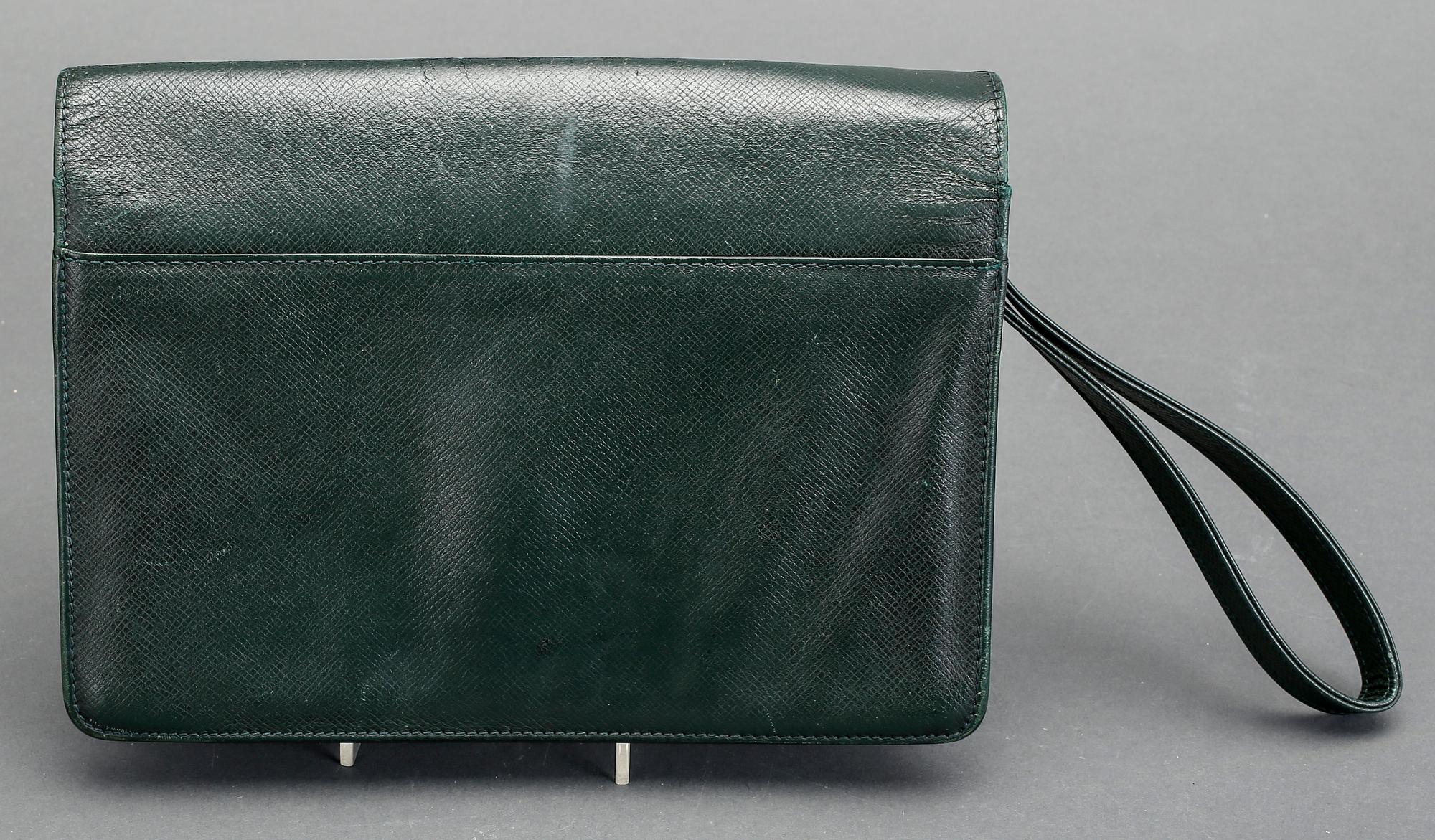 VÄSKA, "Pochette Kourad" Louis Vuitton.